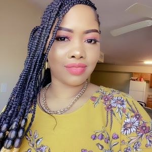 Meet your Posher, Beverly